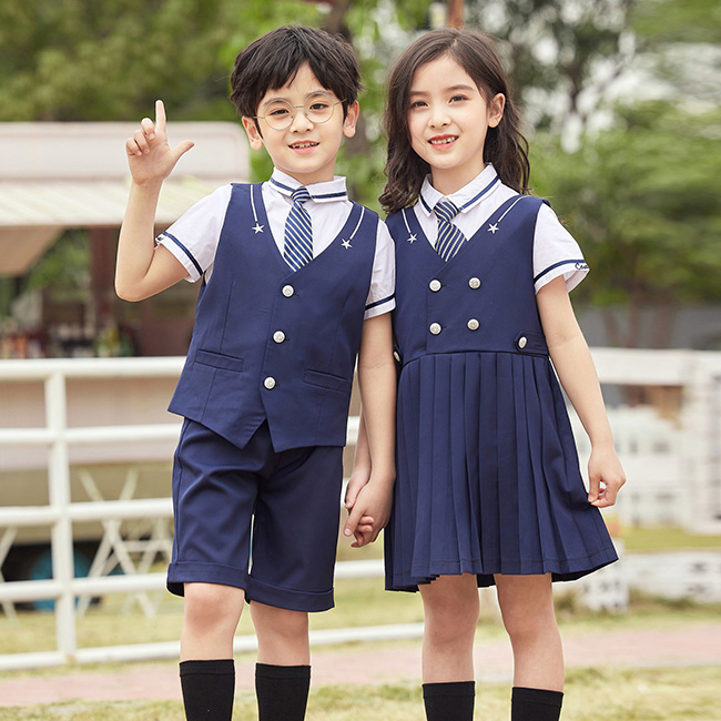 幼儿校服2