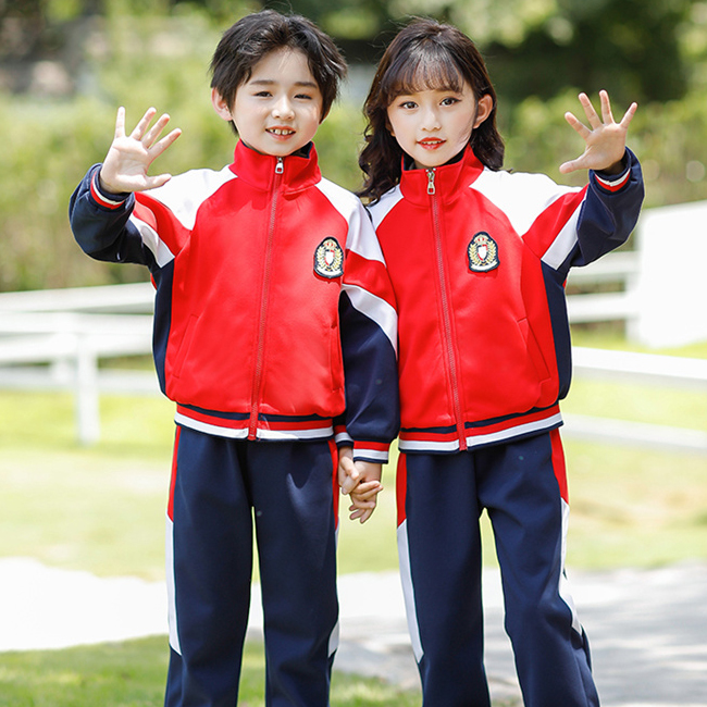 中小学校服服装1